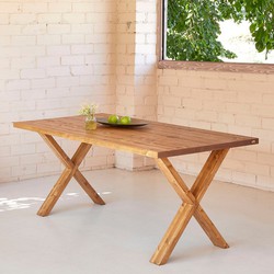 Mesa de Comedor de Madera Araés Nogal. Patas Metal. — Blenom